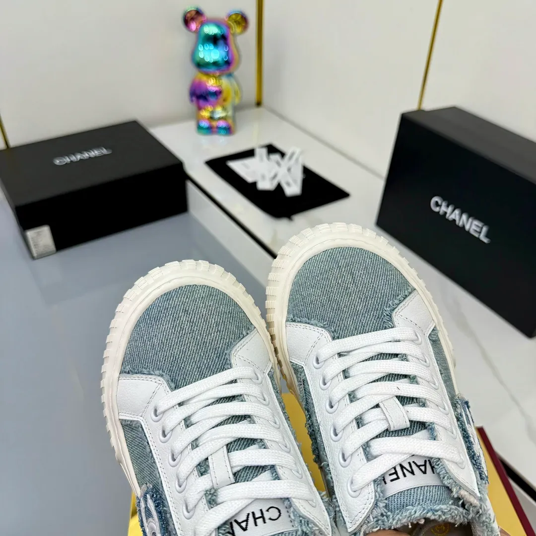 👟👟Ex-factory price 640👟👟 Chanel bread shoes ~ original calfskin panda shoes Chanel 25C latest hot style panda black and white sports shoes casual sneakers Xiaoxiang hot item classic black and white panda color coco girls must pay Fabric: original custom mixed sheepskin lining: original imported breathable mesh lining outsole: Original molded rubber + TPU combination Size: Women's 35-41 Buy now👉
